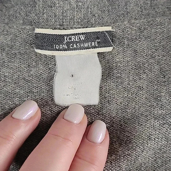 J. Crew Vintage 100% Cashmere‎ Button Up Womens Cardigan - Picture 2 of 13
